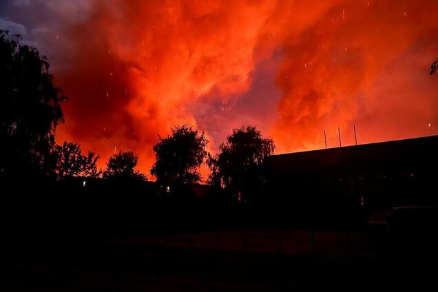 У Словаччині горить угорський НПЗ, що переробляє російську нафту. Фото