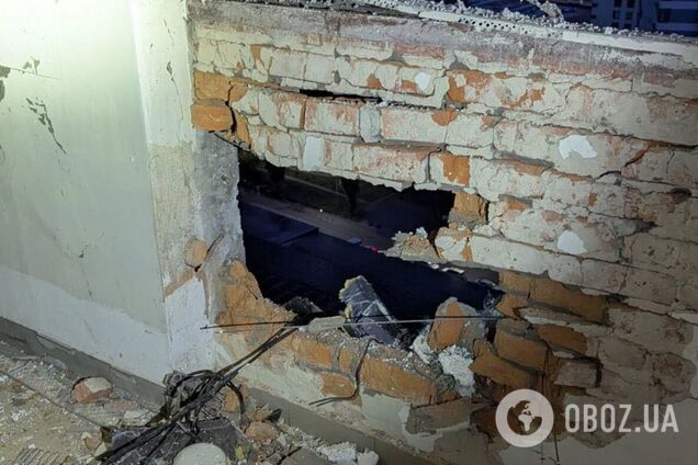 У Києві уламок російського 'Шахеда' влучив у будинок Ольги Стефанишиної. Фото