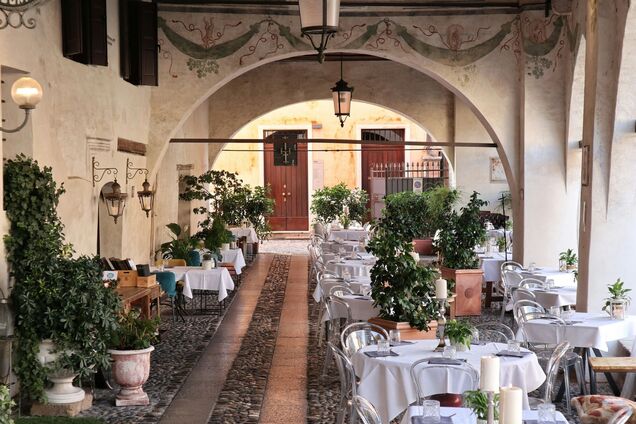 Без натовпів і дешевше: чарівне село в Італії нагадує Венецію