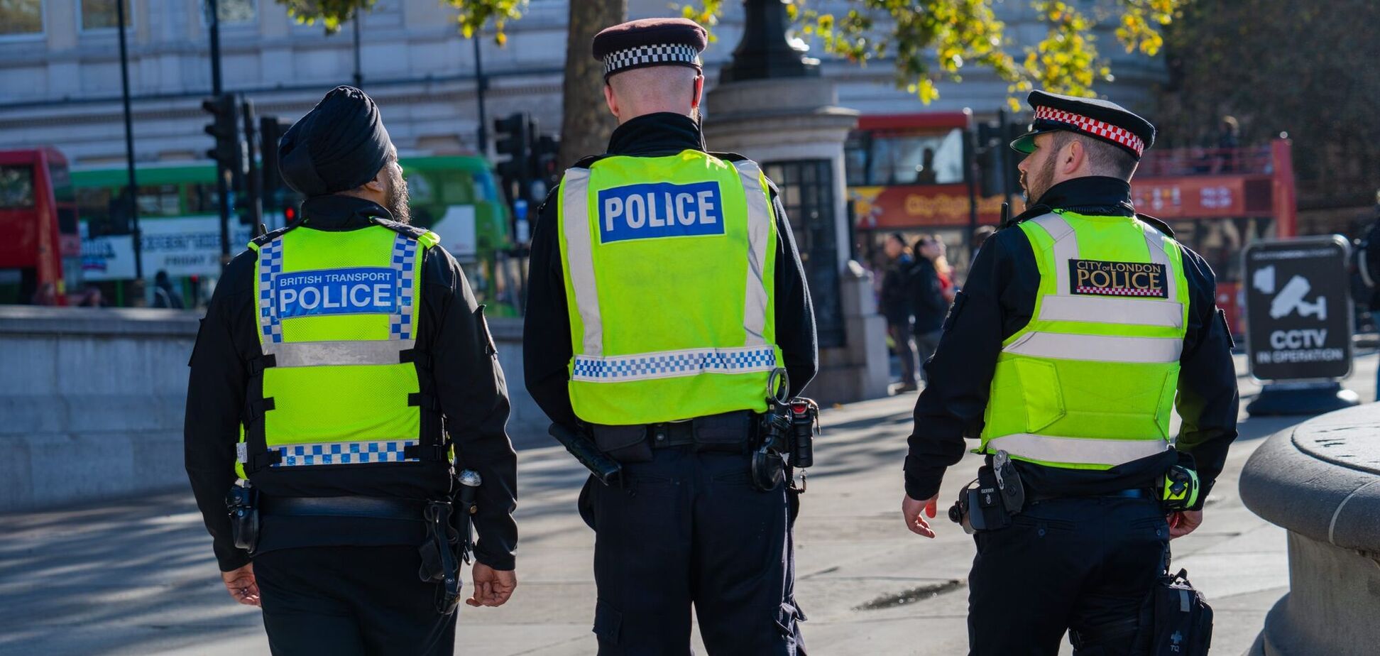 'Будут очень серьезные последствия': в Британии арестовали трех мужчин по подозрению в шпионаже в пользу России