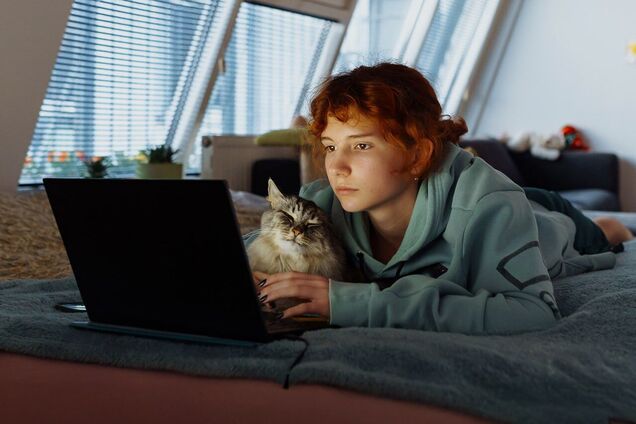 Як захистити психіку дитини в цифровому світі: поради психолога Фонду Ріната Ахметова