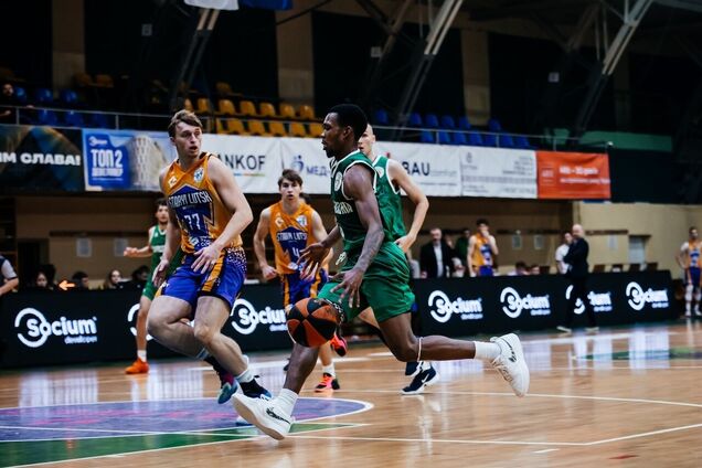 'Запоріжжя' впевнено перемогло на старті 4-го туру Суперліги Favbet