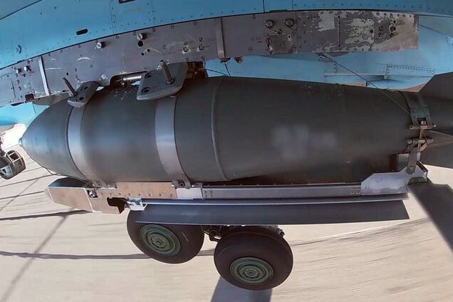 У НАТО за участі України випробовують новітні рішення з протидії КАБам: задіяно ШІ і дрони-перехоплювачі