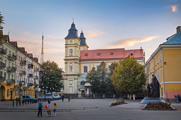 Каким был Ивано-Франковск 65 лет назад: фото с высоты