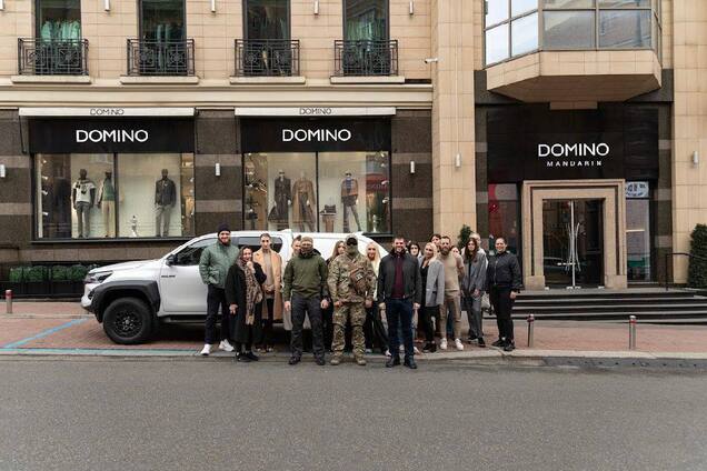 Украинские защитники получили новый автомобиль-пикап от владельца Domino Антона Шухнина