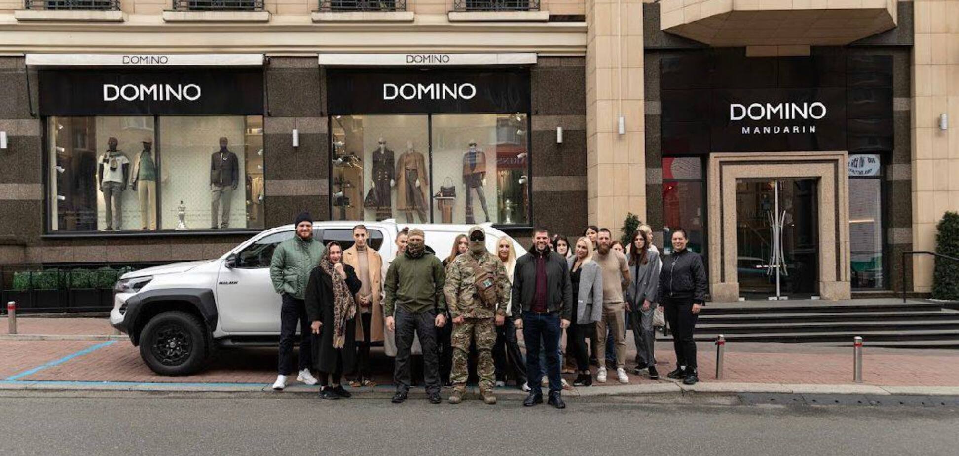 Украинские защитники получили новый автомобиль-пикап от владельца Domino Антона Шухнина