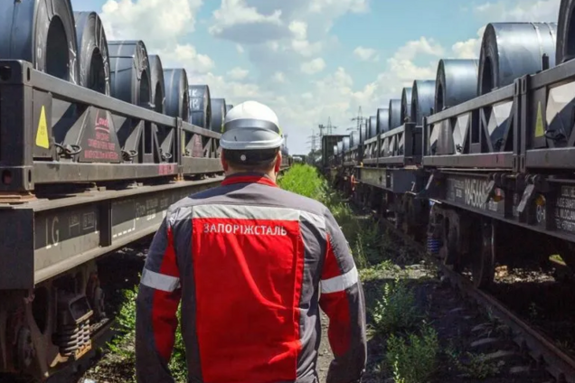 Повышение грузовых тарифов 'Укрзалізниці' ослабит экономику – работники 'Запорожстали'