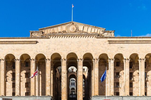 Влада Грузії хоче заборонити три найбільші опозиційні партії: у чому їх звинувачують