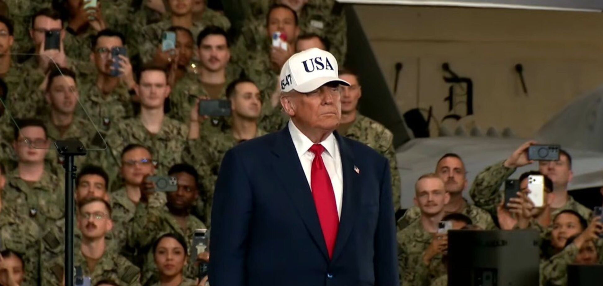 'Не існує збройних сил, подібних до наших': Трамп заявив, що США виграють будь-яку війну