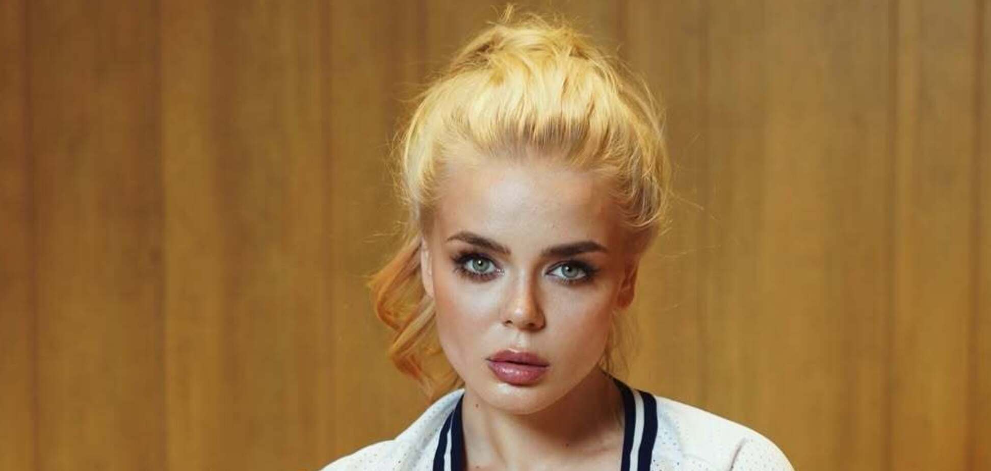 Алине Гросу вызвали скорую на съемках из-за 'беды' с лицом: артистка назвала диагноз и не сдержала слез