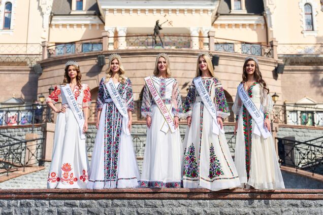 Дитячий лікар з 'Охматдиту' перемогла у конкурсі 'Королева України 2025'