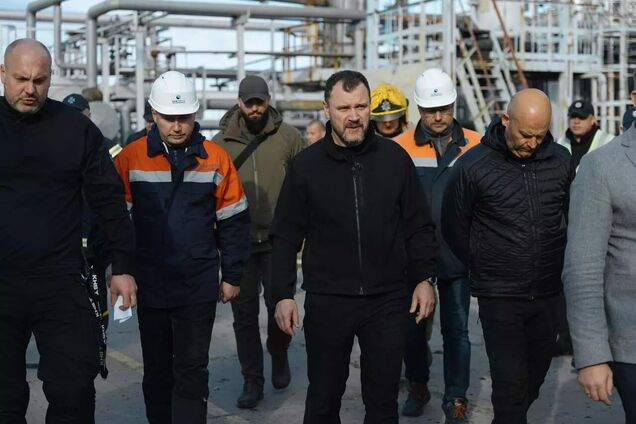 'Часть повреждений является критической': министр МВД посетил Полтавщину после удара РФ по газодобывающей инфраструктуре. Фото