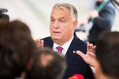 Партія Орбана поступається опозиційній 'Тисі' в рейтингах напередодні виборів: результати опитування