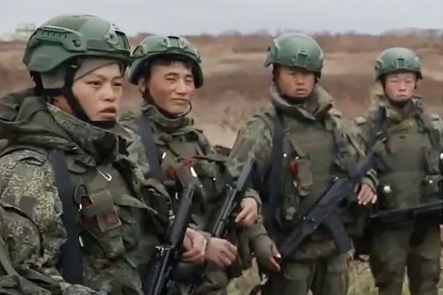 Из-за солдат из КНДР российских тыловиков отправляют в штурмовые подразделения: всплыли подробности