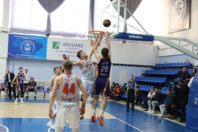 'Кривбас' обіграв 'Старий Луцьк' на старті 5-го туру Суперліги Favbet