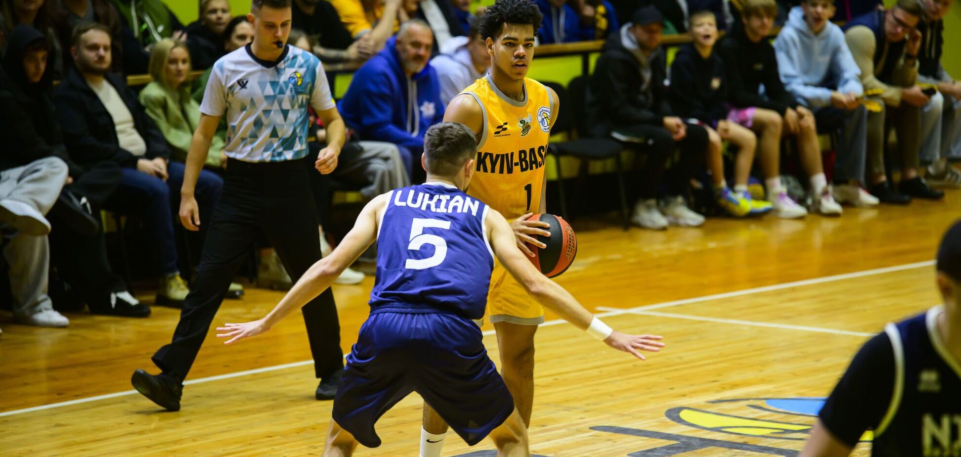 'Киев-Баскет' открыл сезон Суперлиги Favbet домашней победой, успехи 'Запорожья' и 'Кривбасса'. Результаты 4 октября