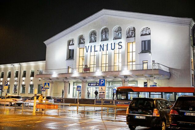 У Вільнюсі зупиняли роботу аеропорту через невідомі повітряні кулі