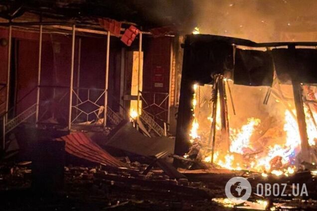 Ворог перетворив посилки на попіл: внаслідок обстрілу знищено відділення 'Нової пошти' у Донецькій області. Фото