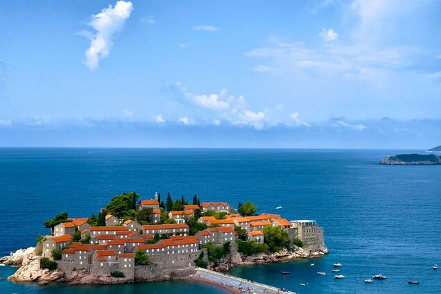 Дешево, но невероятно красиво: названо удачное направление для осеннего путешествия