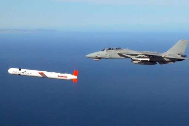 'Нехай нададуть, а ми розберемося': авіаційний експерт розповів, як Україна зможе запускати 'Томагавки'