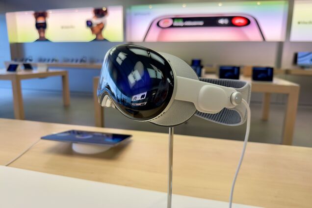 Vision Pro: чим вражає оновлена гарнітура від Apple