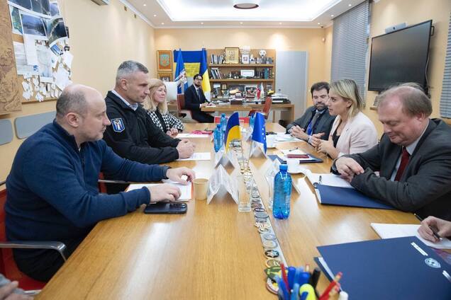 Кличко встретился с делегацией ПАСЕ в мэрии Киева