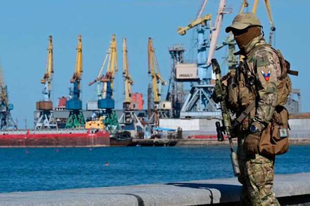 Оккупанты в Скадовске отбирают автомобили у местных жителей, угрожая оружием – 'Атеш'