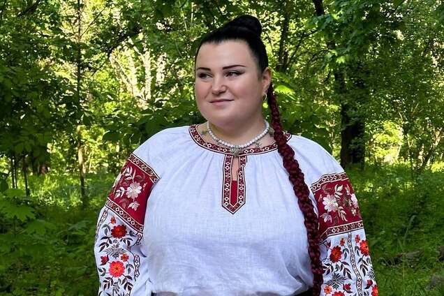 Alyona Alyona разделась до белья ради благой цели и поразила сеть своей смелостью. Фото