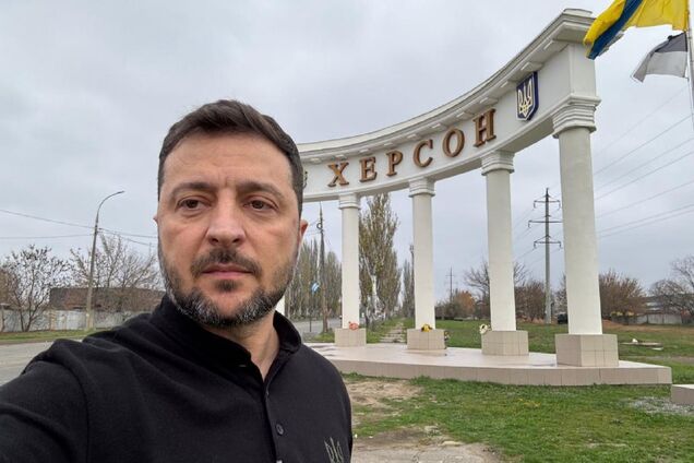 Зеленський прибув з візитом до Херсона і провів нараду: названо ключові питання. Фото і відео