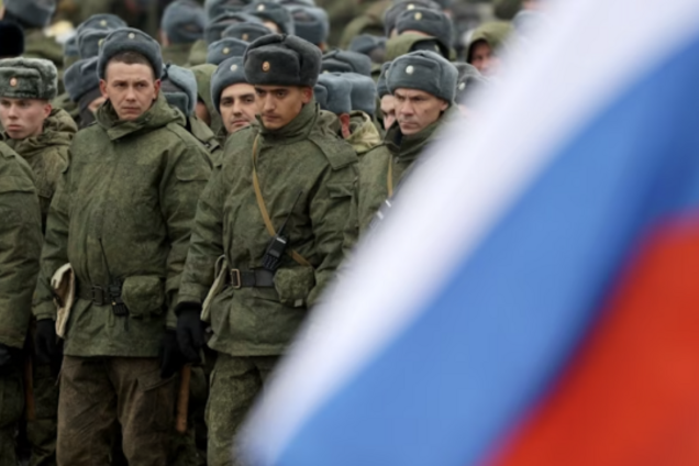 В оккупированном Геническе жителей шантажом заставляют подписывать контракты с армией Путина – 'Атеш'