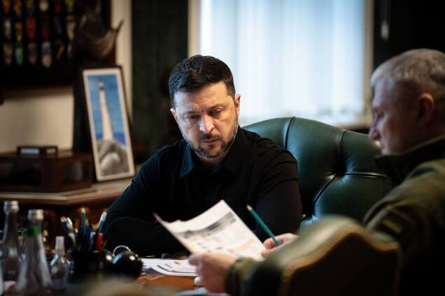 'Є важливі результати': Зеленський заслухав доповідь керівника Служби зовнішньої розвідки і назвав втрати РФ від санкцій