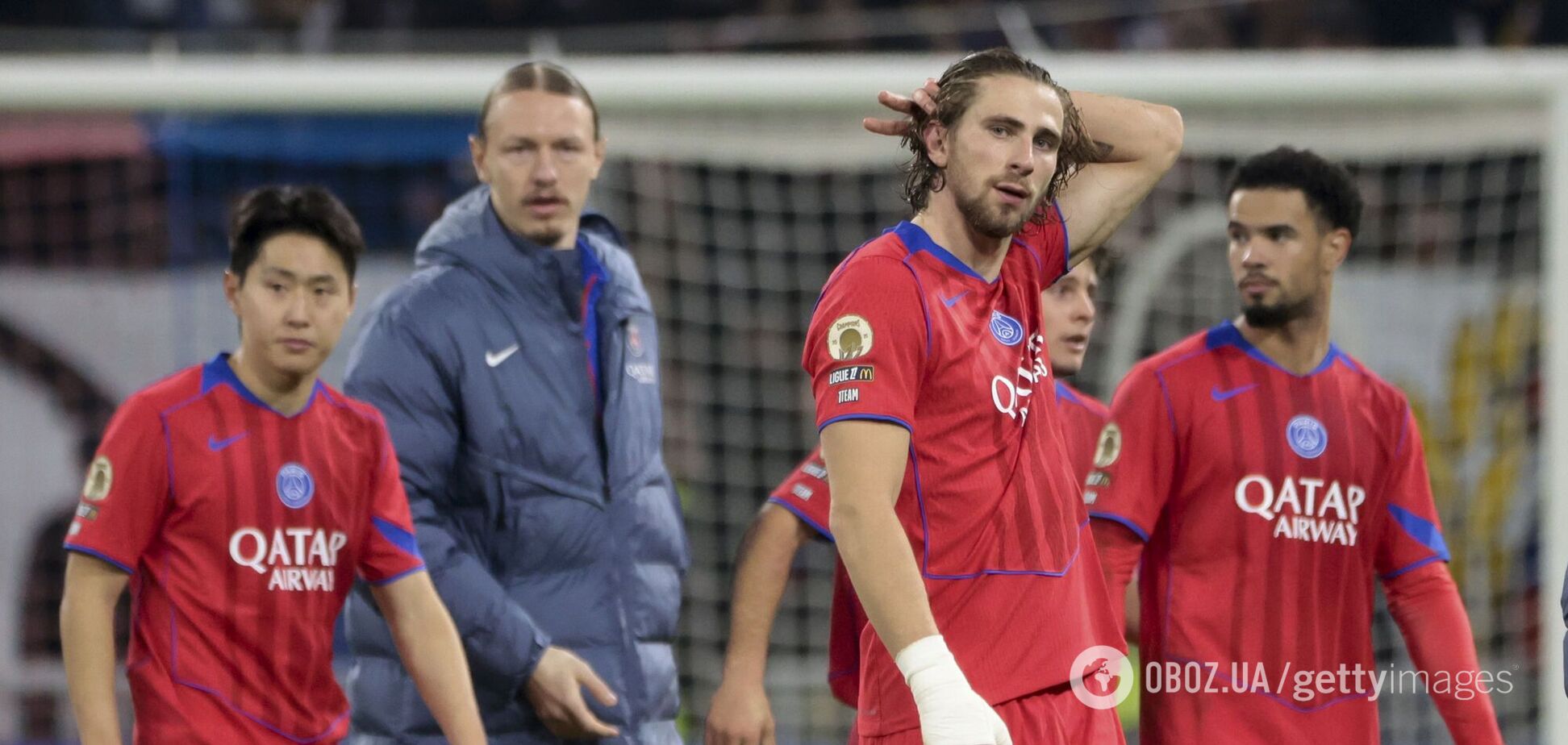 На камеру потрапило справжнє ставлення Забарного до Сафонова в ПСЖ, спровокувавши скандал. Відео