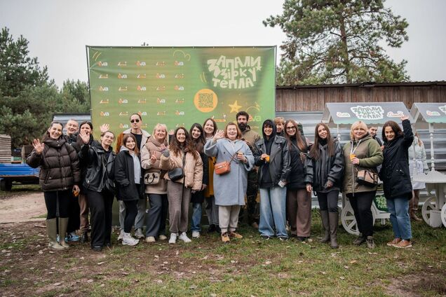 'Зажги звезду тепла': украинские знаменитости присоединились к зимней кампании помощи животным