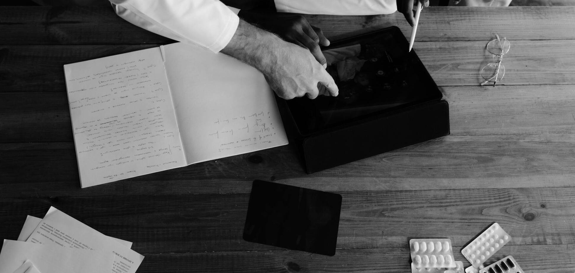 Тернопольский медицинский стендап: 'Операция – бесплатная, но ты занеси'