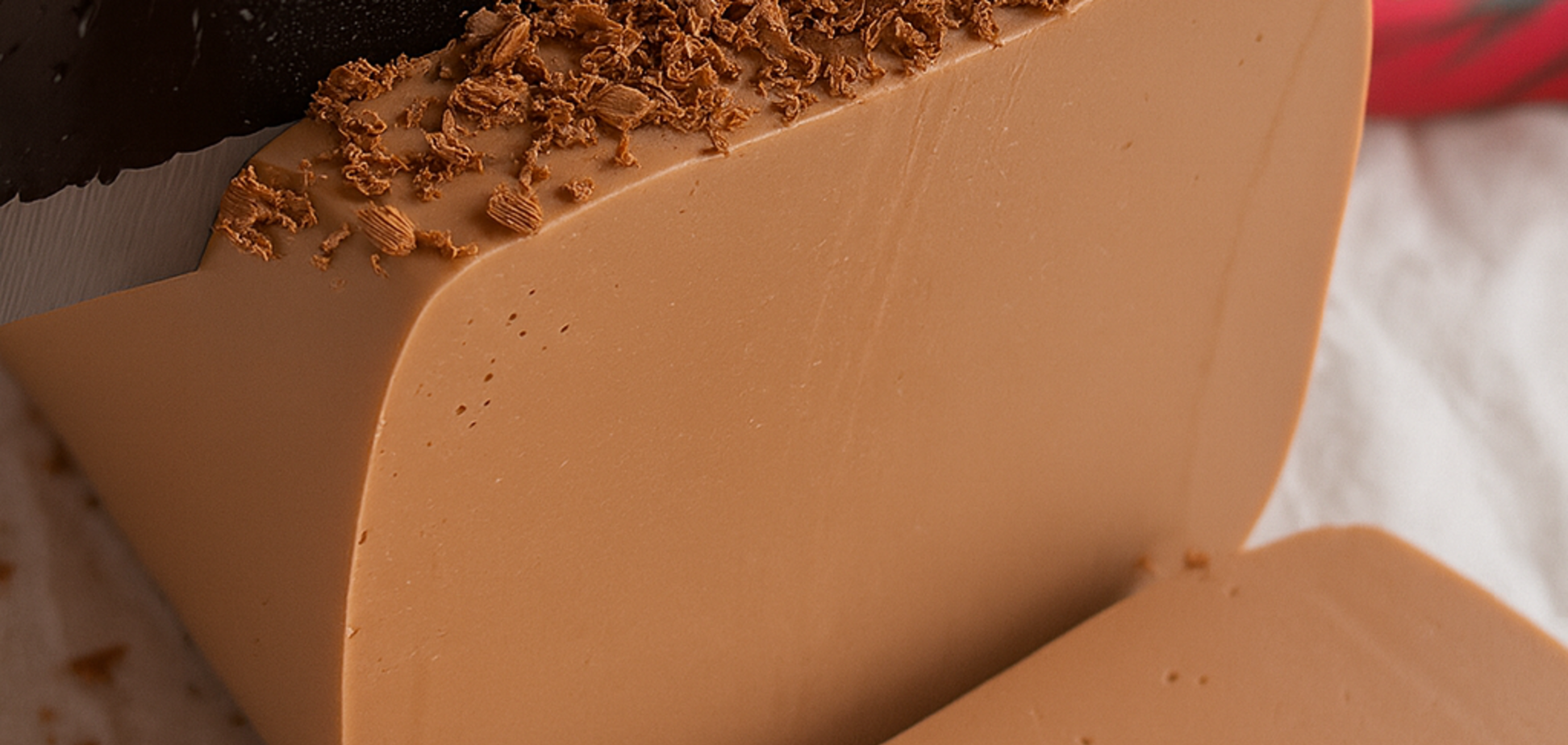 Ніжний баварський десерт без випікання: ділимось простим рецептом десерту до чаю