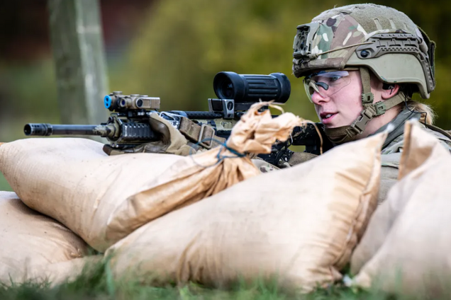 У Данії хочуть подвоїти кількість резервістів, використовуючи призов 18-річних дівчат за лотереєю – The Times