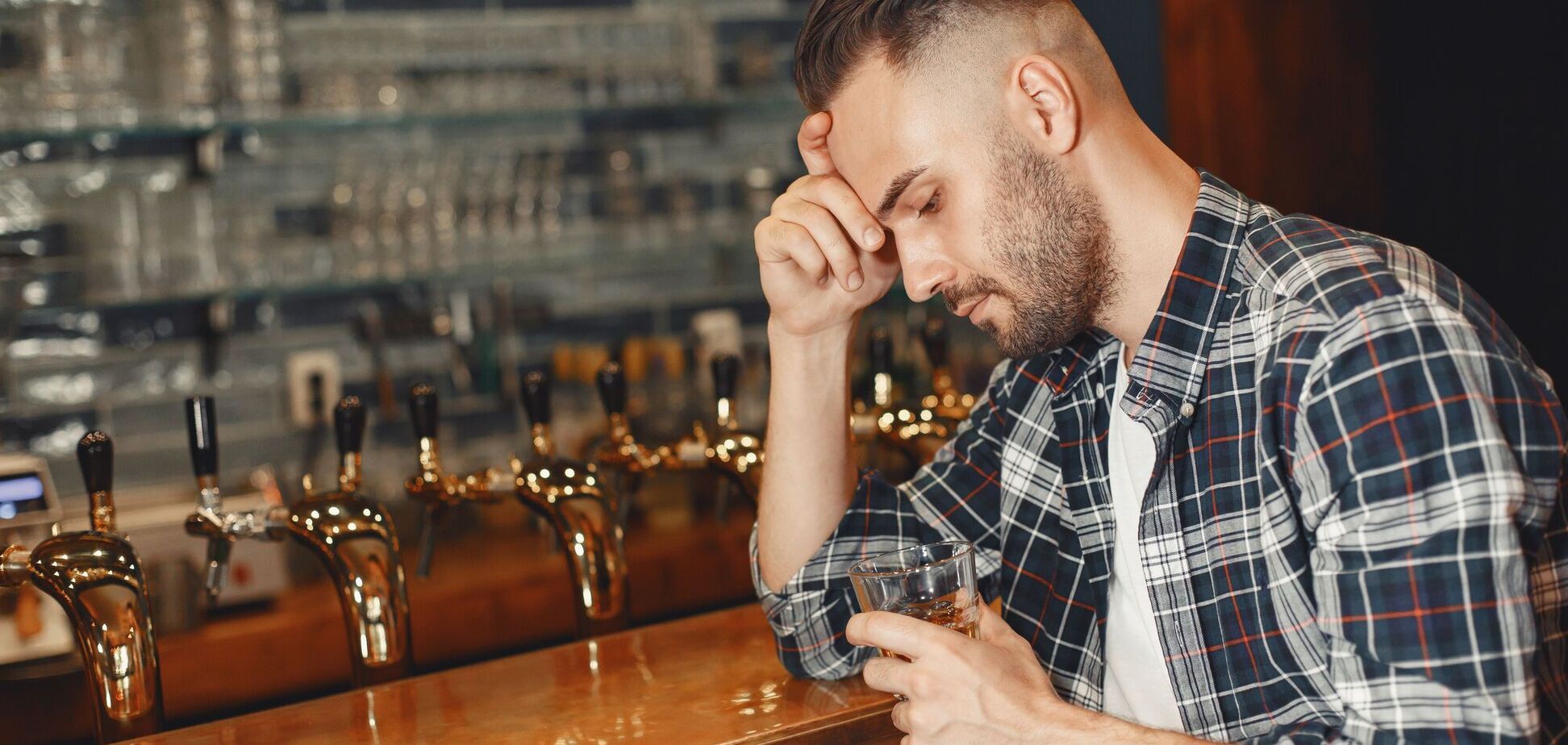 Як сказати українською 'п'яний в стельку': є чудові варіанти