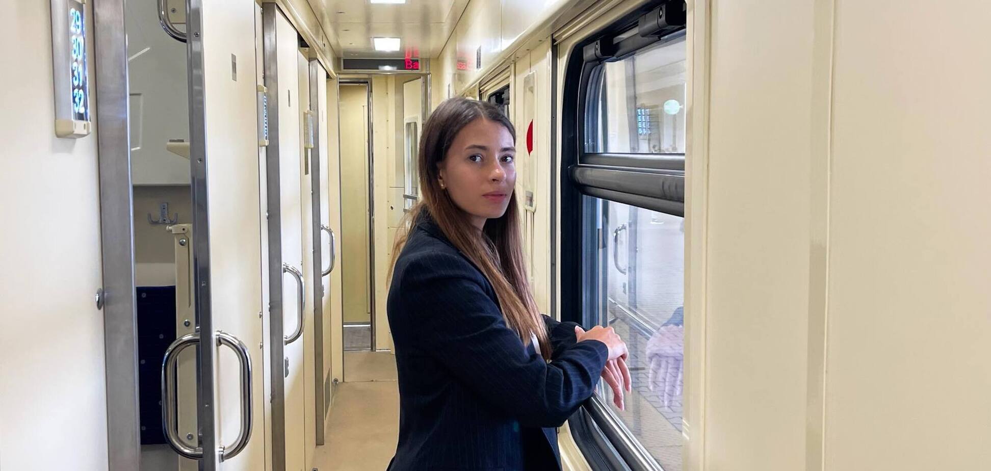 На шаг ближе к Венесуэле: правительство с менеджерами УЗ предлагают украинцам бесплатные поездки