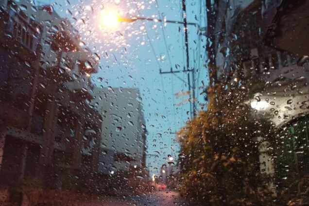 Часть Украины накроют дожди: синоптики уточнили прогноз на понедельник. Карта