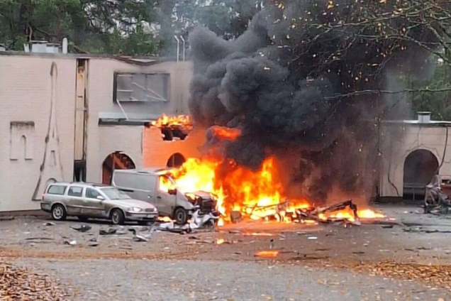 В Финляндии на территории отеля взорвался фургон: погибли два человека. Фото