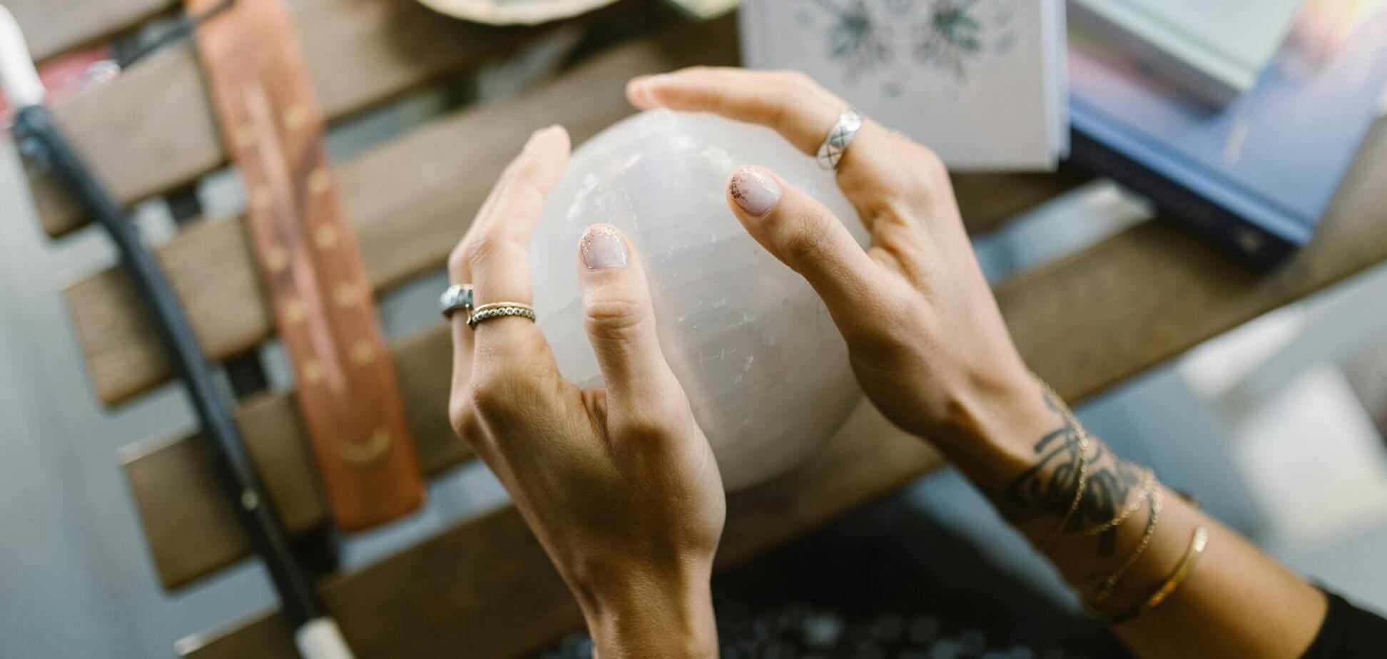 Люди, народжені у ці дати, пов’язані з потойбіччям та мають унікальну ауру