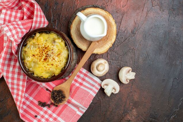 Смачний жульєн з куркою та грибами на вечерю: ділимось елементарним рецептом