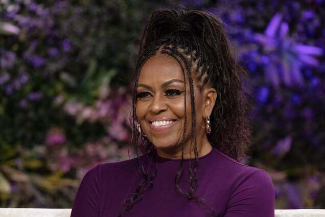 61-летняя Мишель Обама сильно похудела и рассказала, как ей удается выглядеть намного моложе