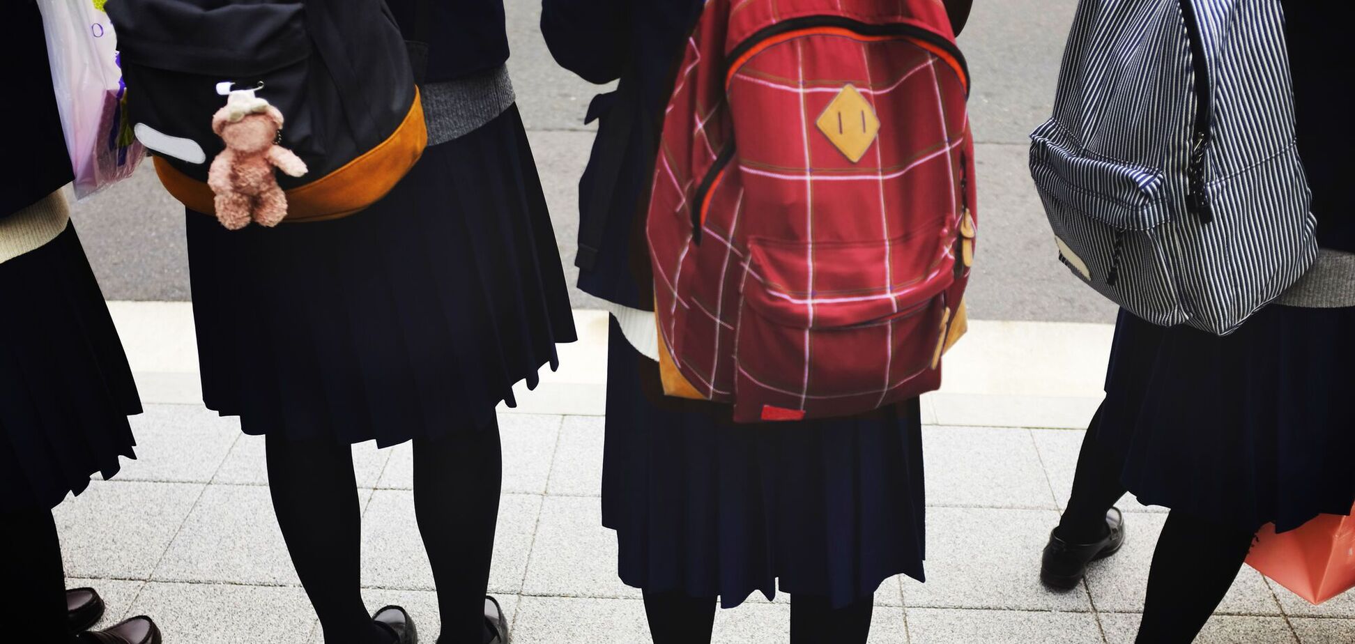 У Сінгапурі покарали маму школярки, яка вказала їхню неправильну адресу проживання: що вирішив суд