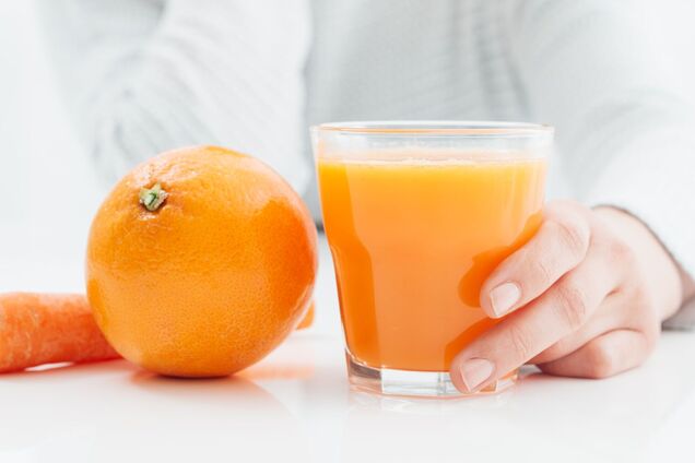 Как приготовить полезный напиток из моркови и апельсинов: идеально для периода авитаминоза