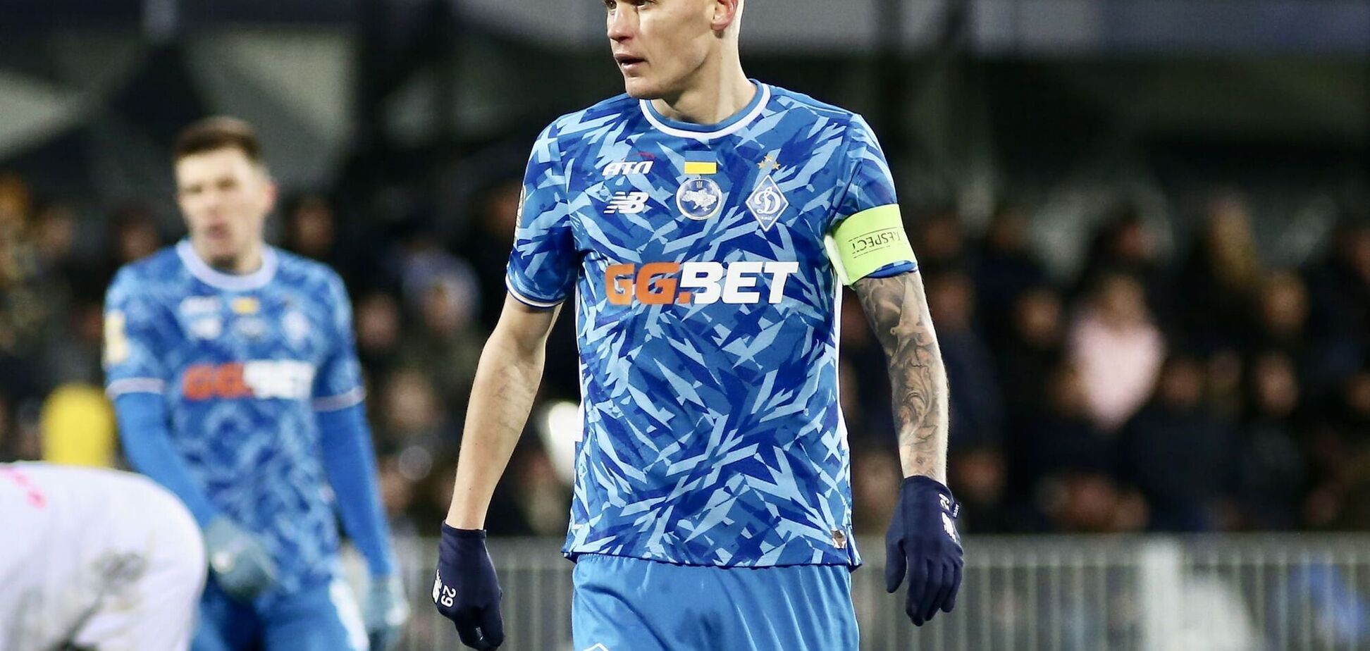 'Динамо' битиметься з 'Омонією'