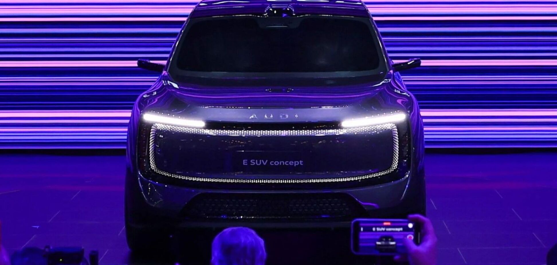 AUDI E SUV