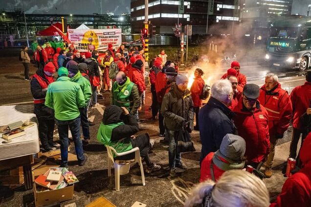 В Бельгии общенациональная забастовка привела к закрытию школ и отмене авиарейсов. Фото и видео