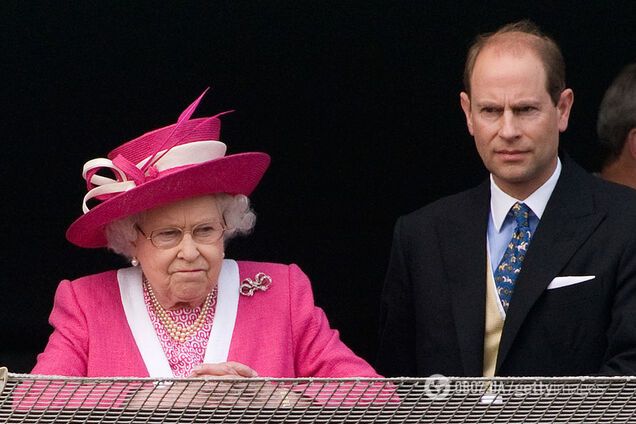 Не зраджує їм уже 30 років і одягав на своє весілля: який вигляд мають 'котячі' краватки принца Едварда