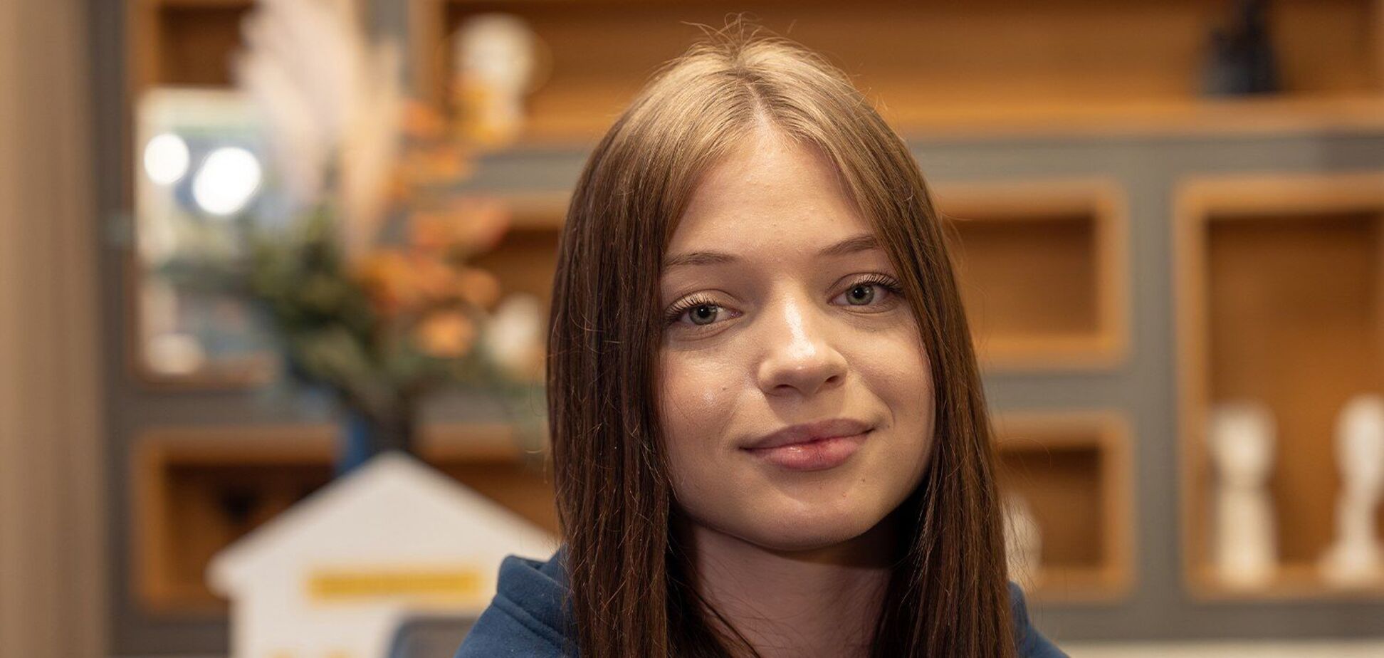 'Меня узнают на улице': Яна Степаненко из Донецкой области рассказала свою историю музею 'Голоса мирных' Фонда Рината Ахметова